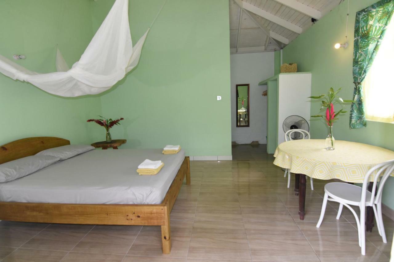 Soufriere Guesthouse Exterior foto